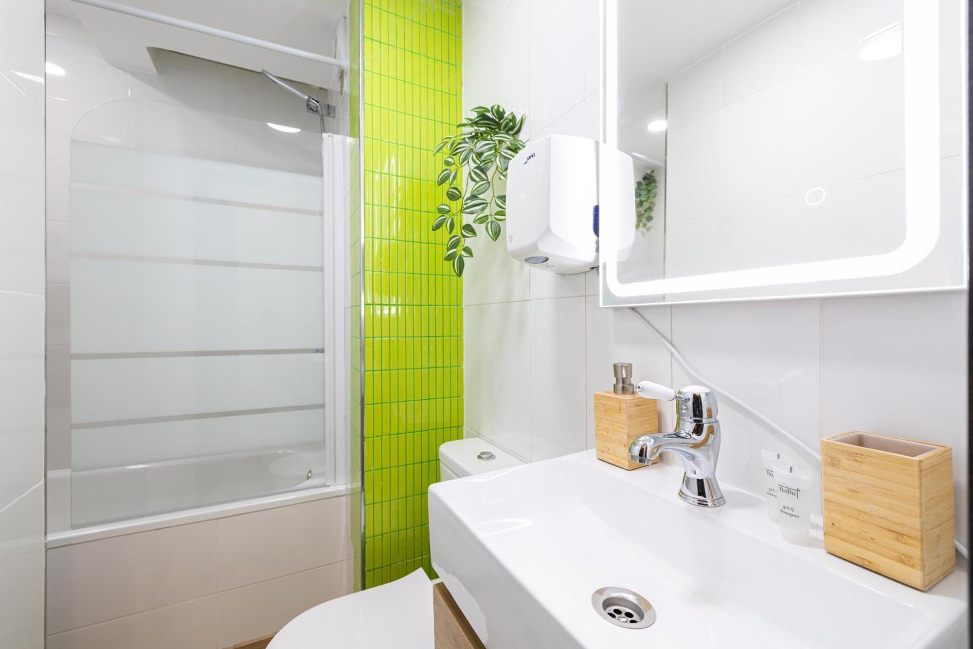 Holidays2Malaga Los Guindos 500 Mts From Beach And Promenade Exterior foto